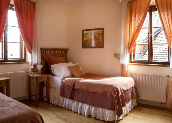 아파트 캐슬 뷰 아파트먼트 *